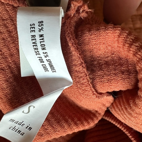 Rust Ribbed Knit Top - Picture 2 of 2